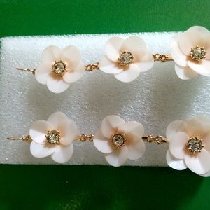 beautiful long earrings🌸🌹